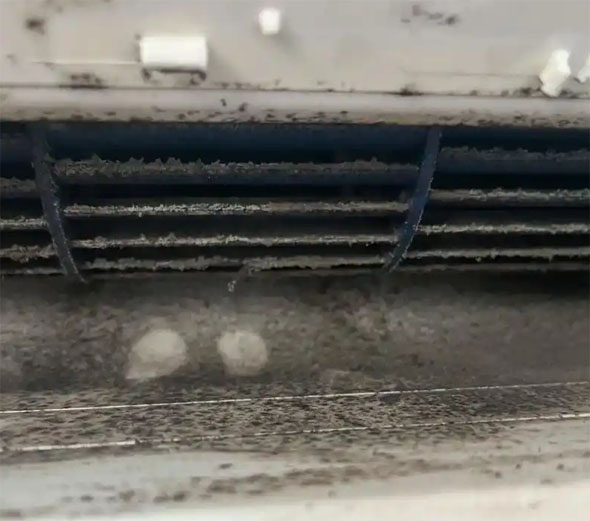 直辖县级行政区划空调吹的风有股烧焦味是怎么回事